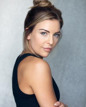 Alexandra Robinson 